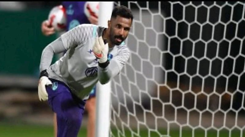 حقيقة تفاوض الهلال مع حارس الأهلي