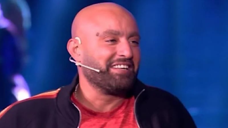 نجل أحمد السقا يؤدي حركات الأكشن في مهرجان الجونة(صورة)