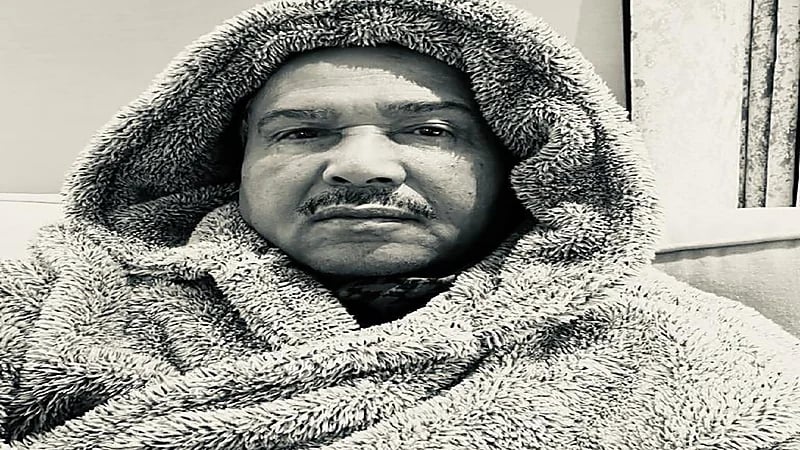 محمد عبده يرسل صورة غريبة لرئيس الترفيه