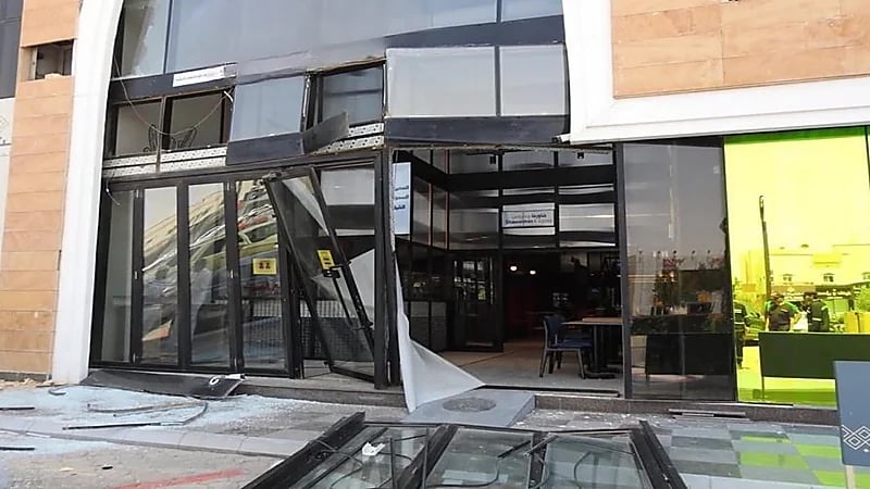 إصابة شخصين في حادث وميض لحظي بالرياض.. صور