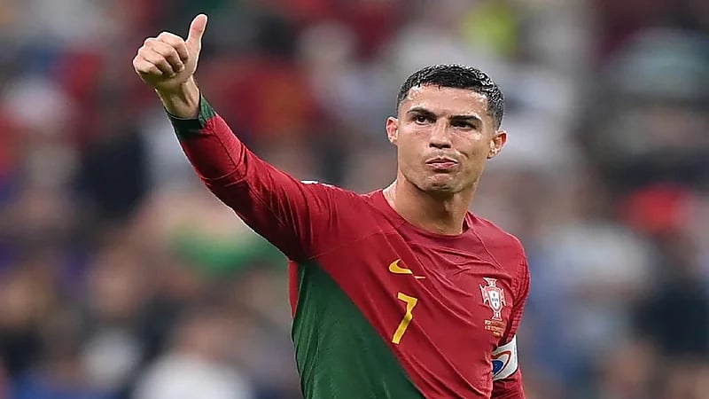 رونالدو يبتعد عن الاعتزال