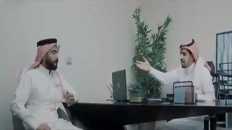 بالفيديو.. تفاصيل قضية فساد 3 من موظفي شركة الكهرباء