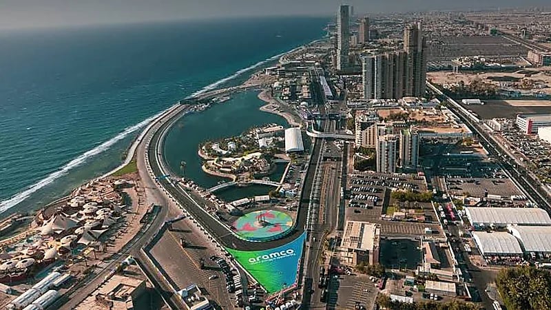 جامعة الملك عبدالعزيز تمدد إجازة نهاية الأسبوع بالتزامن مع فورمولا 1 في جدة