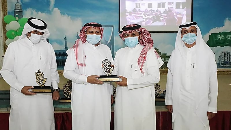 بالصور.. تعليم عسير يحتفي بـ 24 ألف معلم ومعلمة  