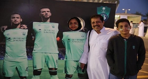 بالصور.. فعاليات متنوعة لجماهير الأهلي قبل لقاء الغرافة القطري