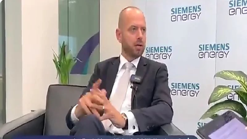 بالفيديو..رئيس سيمنس: يمثل اقتصاد الهيدروجين إمكانات وفرص هائلة للمملكة