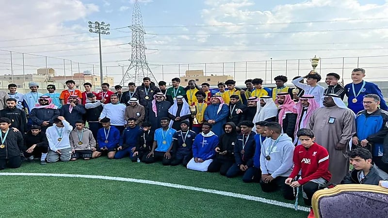 بالصور.. "تعليم طويق" يختتم بطولة كرة القدم للمرحلة الثانوية تحت شعار "رؤية وطن"