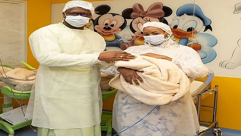 أول ظهور للتوائم الـ9 أبناء السيدة المحطمة للرقم القياسي للإنجاب