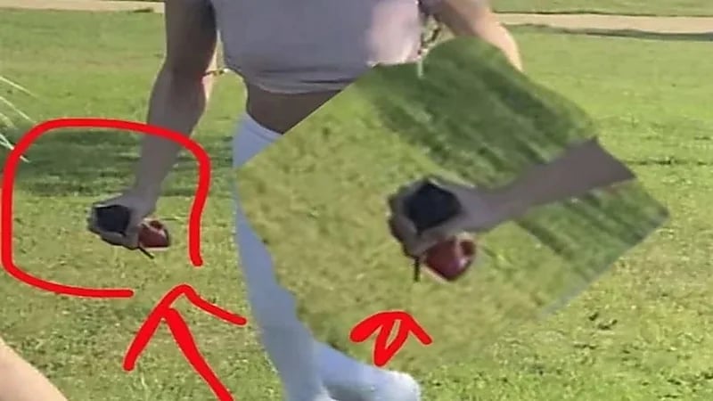 فتاة تشوه وجه أخرى بسبب اشتعال الغيرة بينهما