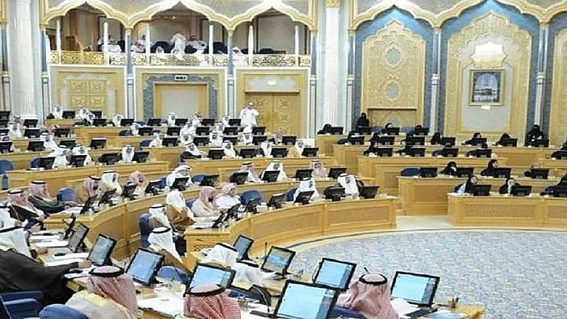 "الشورى" يطالب بدراسة إلغاء الرسوم السنوية للعمالة المنزلية
