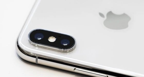 بالصور.. بنتلي تطلق آيفون X بإصدار محدود على 100 نسخة في العالم