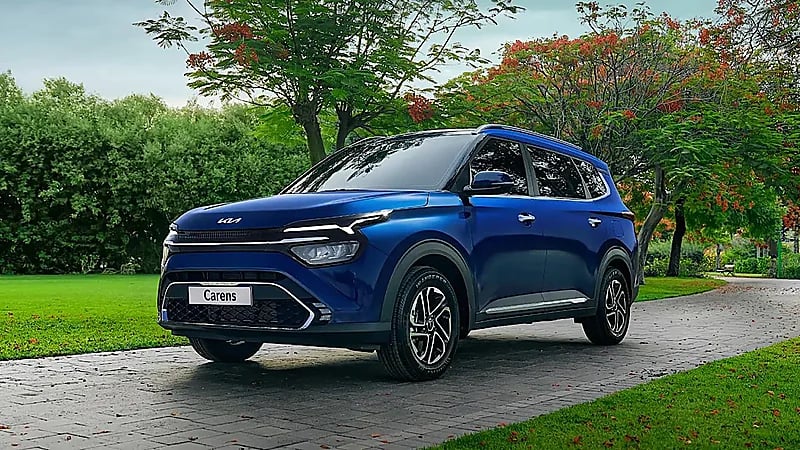 بالصور.. مميزات السيارة العائلية الجديدة من العلامة الكورية