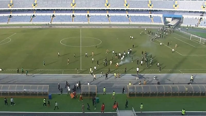 فوضى في الدوري الليبي وإصابة حكم برتغالي