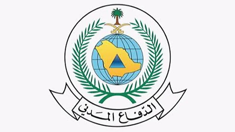 "مدني عسير" ينتشل شخصًا جرفه السيل بأحد أودية بيشة