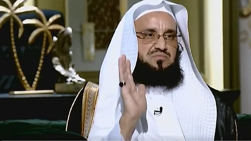 «يجاهد ويحشش»..الزهراني يكشف عما عٌثر عليه مع مجاهدين سعوديين بأفغانستان
