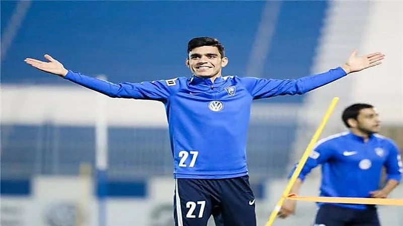 أشرف بن شرقي يقترب من الانضمام لنادي الريان القطري