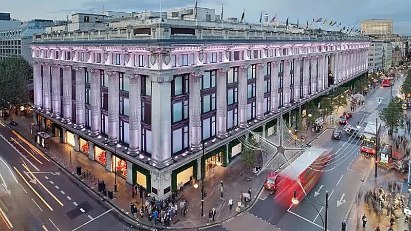 صندوق الاستثمارات يستحوذ علي متاجر التجزئة البريطانية الراقية سيلفريدجز .. صور