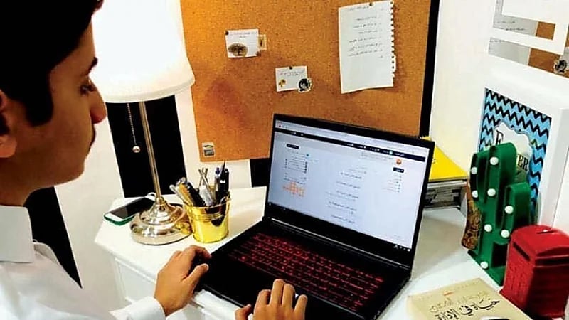 تقديم الاختبارات قبل رمضان يتصدر "تويتر"