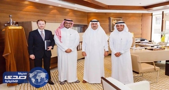 رئيس مجلس إدارة مدارس الملك فيصل يرحب بالمدير العام الجديد