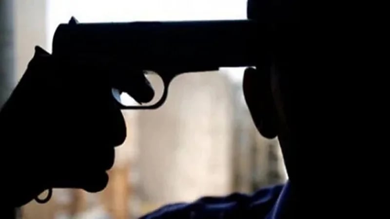 شاب يطلق النار على أسرة زوجتة ويقتل نفسه بسبب خلافات عائلية