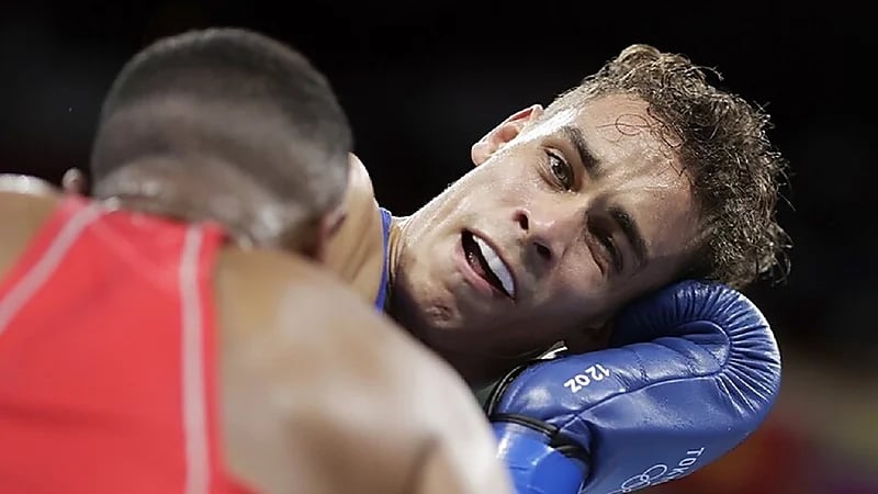 ملاكم مغربي "يعض" منافسه في أولمبياد طوكيو