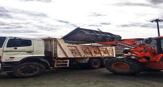 بالصور.. أمانة عسير تنتهي من إزالة المخالفات في عقبة ضلع