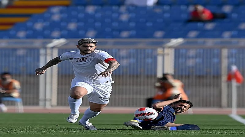 بالفيديو.. الشباب يتخطى الحزم بثنائية