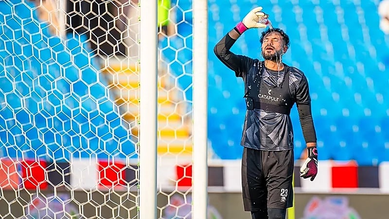 معاناة معلق برازيلي في نطق اسم حارس مرمى الرائد.. فيديو