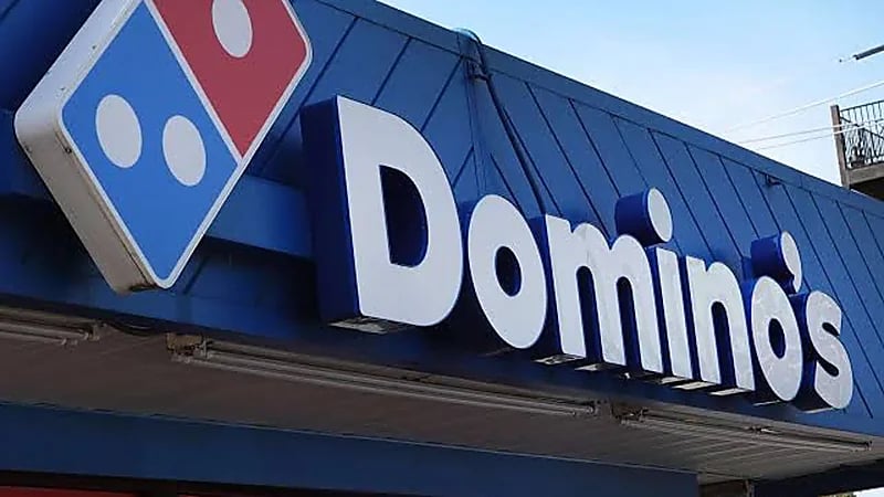 ارتفاع مفاجئ في حركة فرع دومينوز القريب من البيت الأبيض
