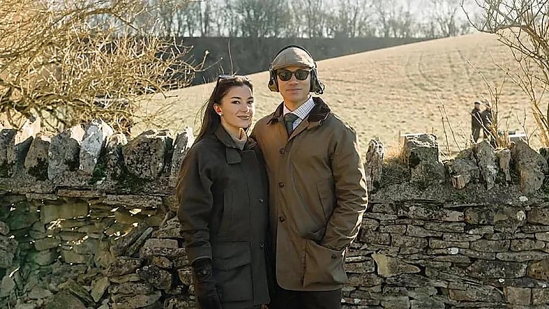 ‎الأمير عبد المتين يحتفل بعيد زواجه في رحلة صيد ريفية بانجلترا