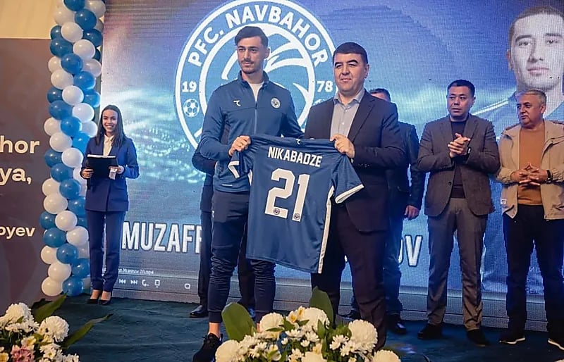نافباخور الأوزبكي يتعاقد مع أربعة لاعبين قبل مواجهة ⁧‫الاتحاد‬⁩