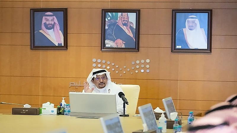 وزير التعليم: مدير التعليم المسؤول الأول في متابعة تطبيق الإجراءات الاحترازية في كل مدرسة