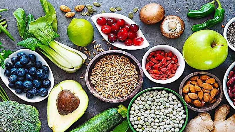 3 أطعمة يجب على المرأة تجنبها خلال الحمل