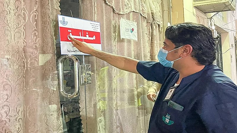 بلدية الخبر تغلق 21 منشأة مخالفة للتدابير الصحية بمشاركة مع الشرطة والصحة والموارد البشرية