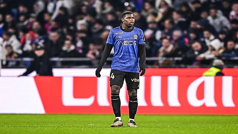 الأهلي يدرس ضم دومبويا