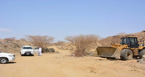 بالصور.. بلدية المجاردة تزيل التعديات المتواجدة بالمحافظة