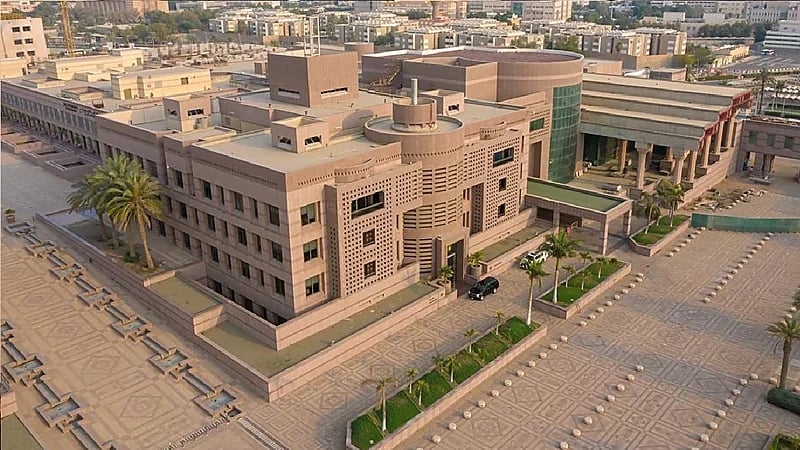 جامعة الملك عبدالعزيز تفتح باب التقديم لبرامج الدبلوم عن بُعد