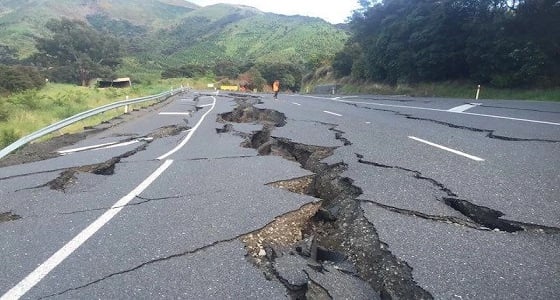 3 زلازل متتالية تضرب شمال إيطاليا