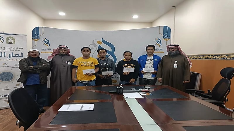 جمعية "نور" تعلن اعتناق 5 أشخاص الدين الإسلامي