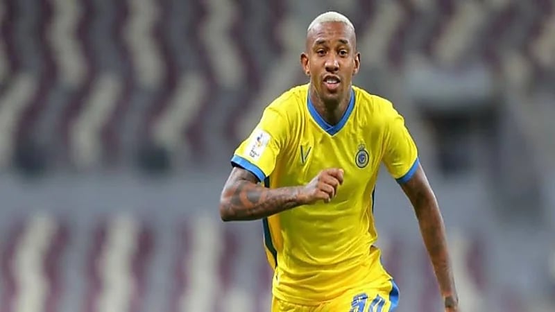 نادي برازيلي يقترب من خطف تاليسكا من النصر 