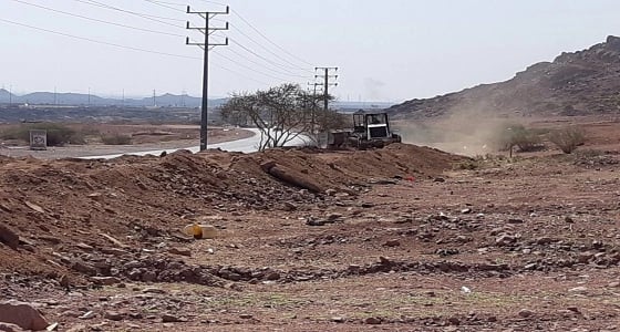 بالصور.. إزالة تعديات بمساحة 4600 متر بحمراء الأسد وطريق ينبع