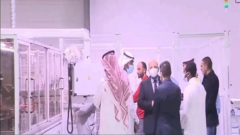 بالفيديو.. المملكة تستعد لافتتاح  أكبر مصنع لألواح الطاقة الشمسية بالشرق الأوسط