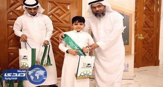 بالصور.. أبناء شهداء الواجب يزورون معرض عمارة المسجد النبوي