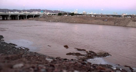 استنفار في المدينة المنورة بعد وصول سيل وادي العقيق