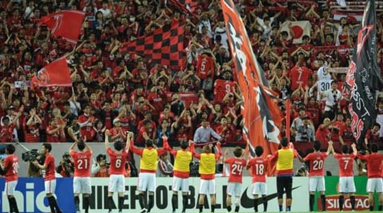 طلب غريب من جماهير أوراوا للاعبين في مباراة الهلال