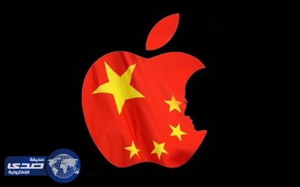 بالصور.. صيني يحاول تهريب 94 آيفون بأغرب طريقة