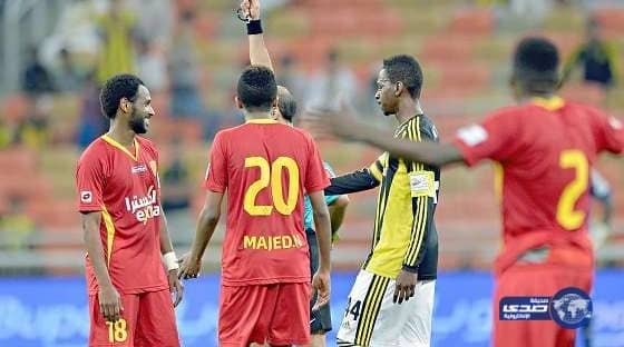 ريال مدريد يخسر خدمات كارفخال بسبب الإصابة