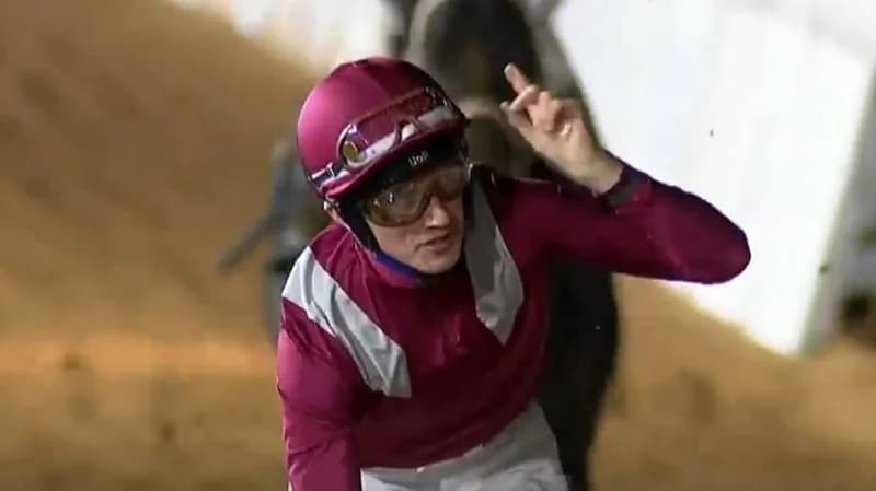 كورونا يصيب الفنان توفيق عبدالحميد