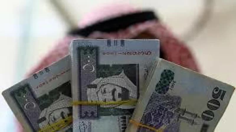 الموارد البشرية تزف بشرى سارة للموظفين بشأن الأجور