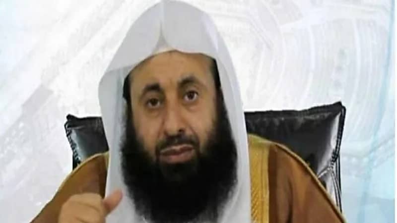 داعية: ادعاء علم الغيب عن طريق قراءة الفنجان "كفر بالله"